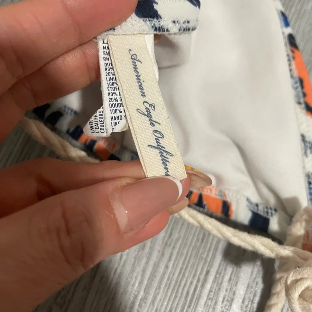 (EUC) 👙American Eagle Outfitters Vibrant Orange and Blue Bikini set, size large